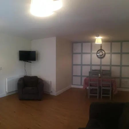 2-bed House Outside Athy